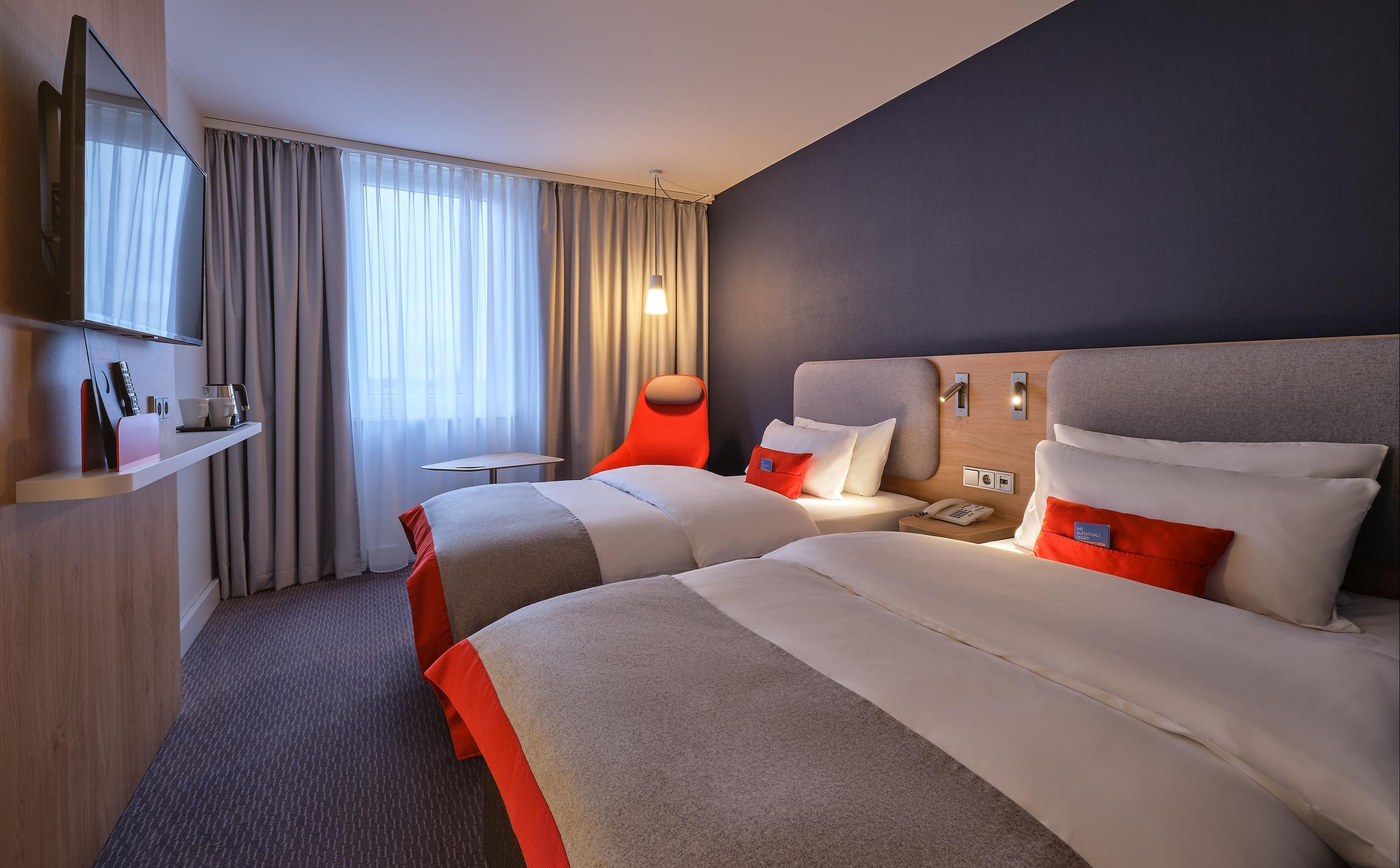 Holiday Inn Express Berlin City Centre in Berlin, Germany from $61: Deals,  Reviews, Photos | momondo