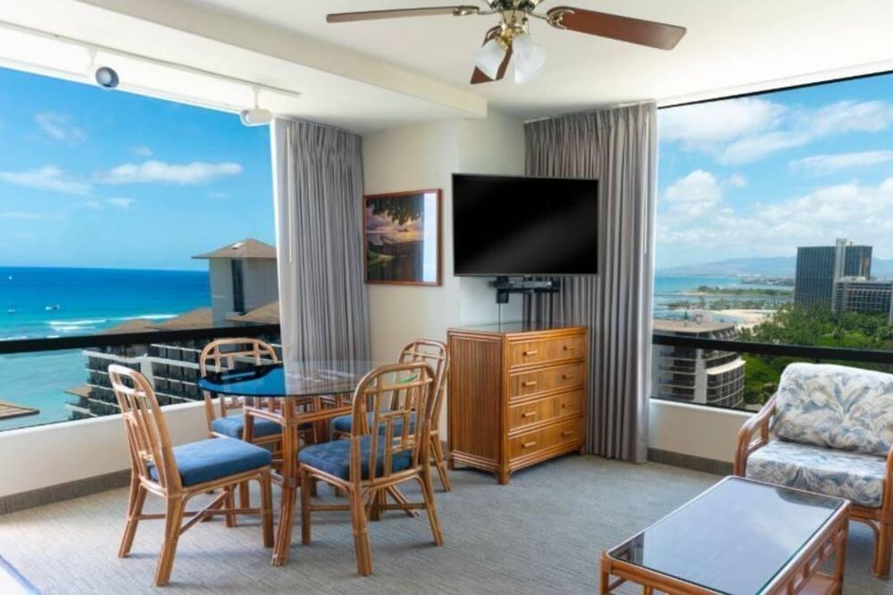 OUTRIGGER Reef Waikiki Beach Resort Reviews, Deals & Photos 2023 - Expedia