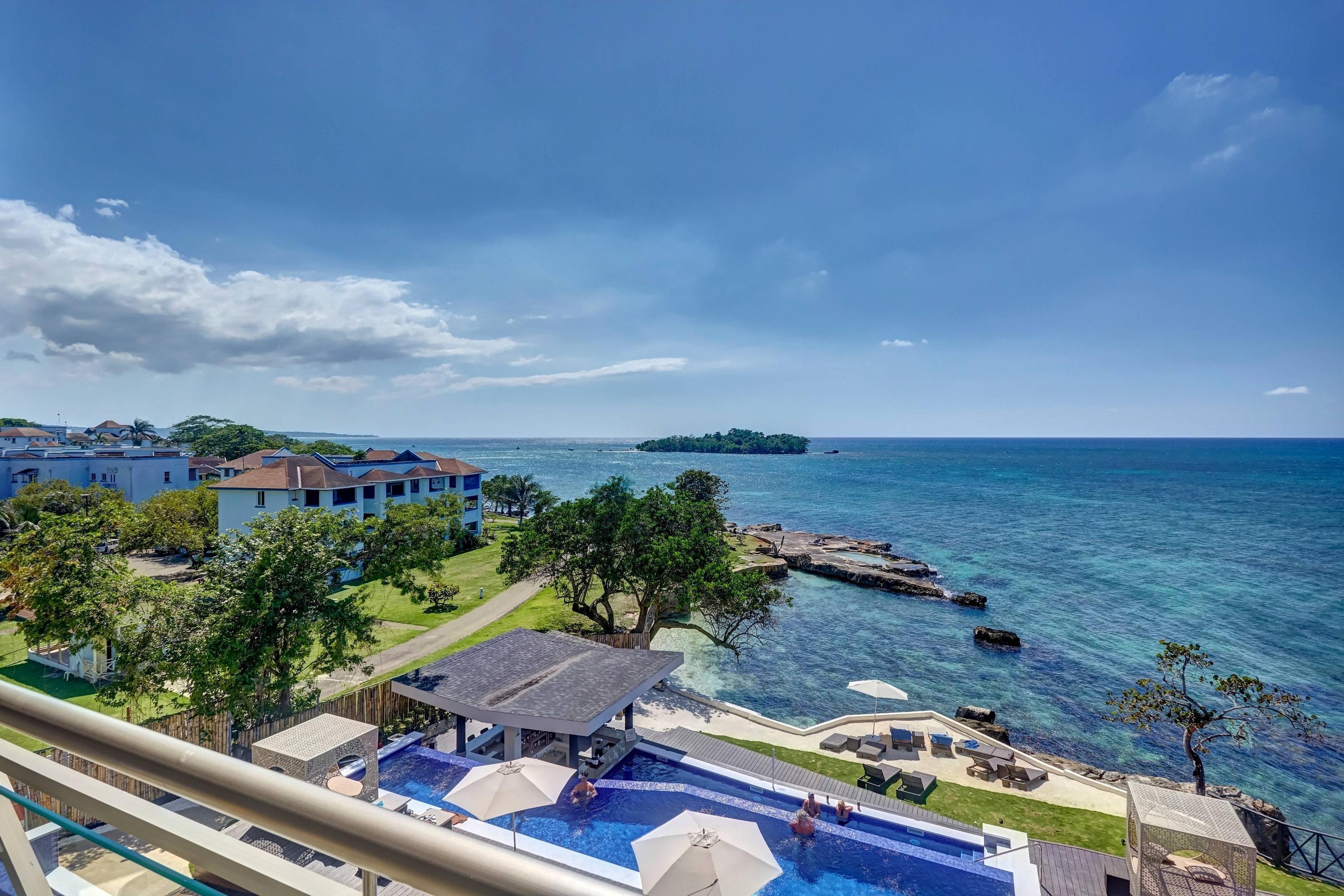 Grand Lido Negril Au-Naturel, An Autograph Collection Resort - Adults Only  in Negril, Jamaica from $339: Deals, Reviews, Photos | momondo