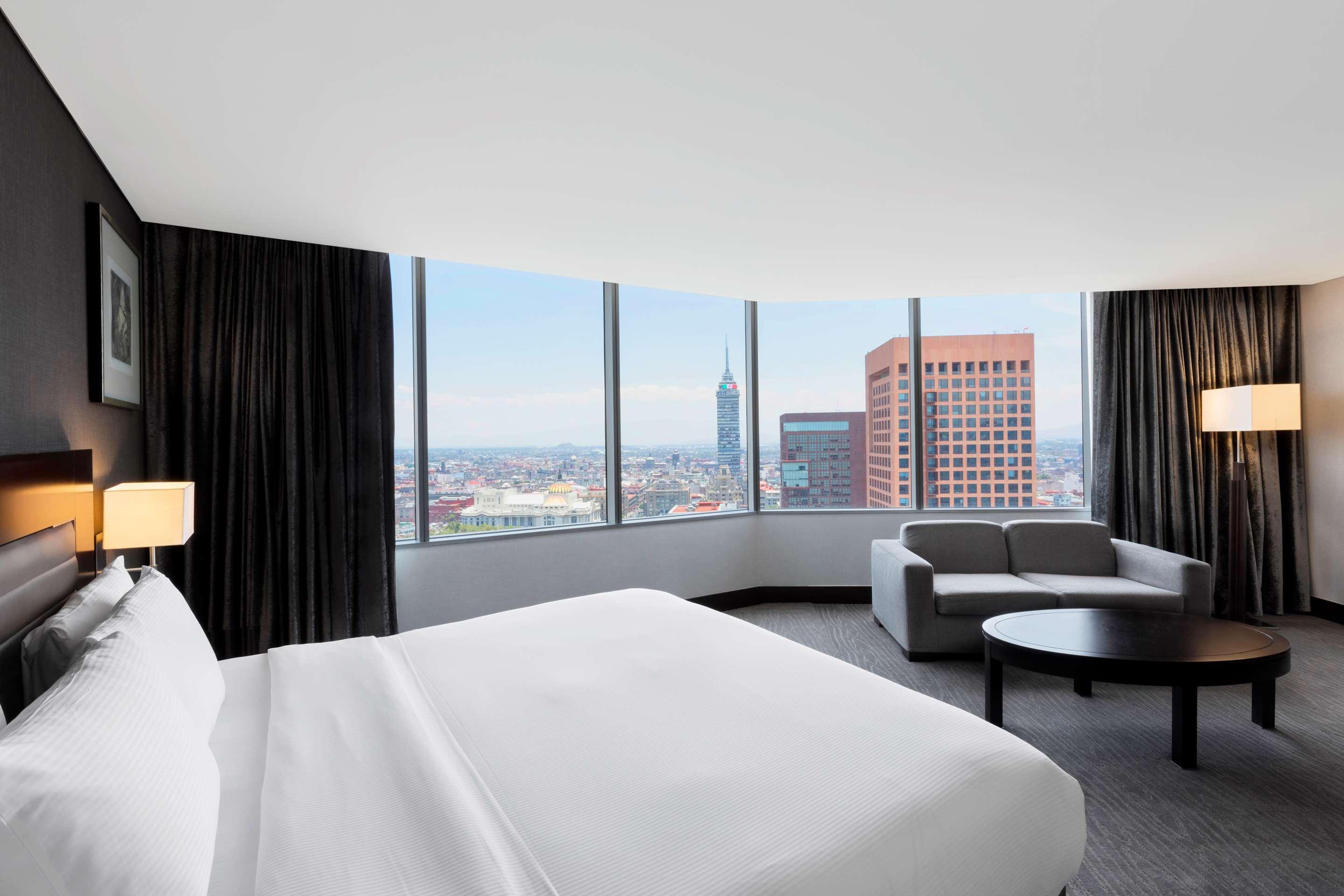 Hilton Mexico City Reforma in Mexico City, Mexico from $97: Deals, Reviews,  Photos | momondo