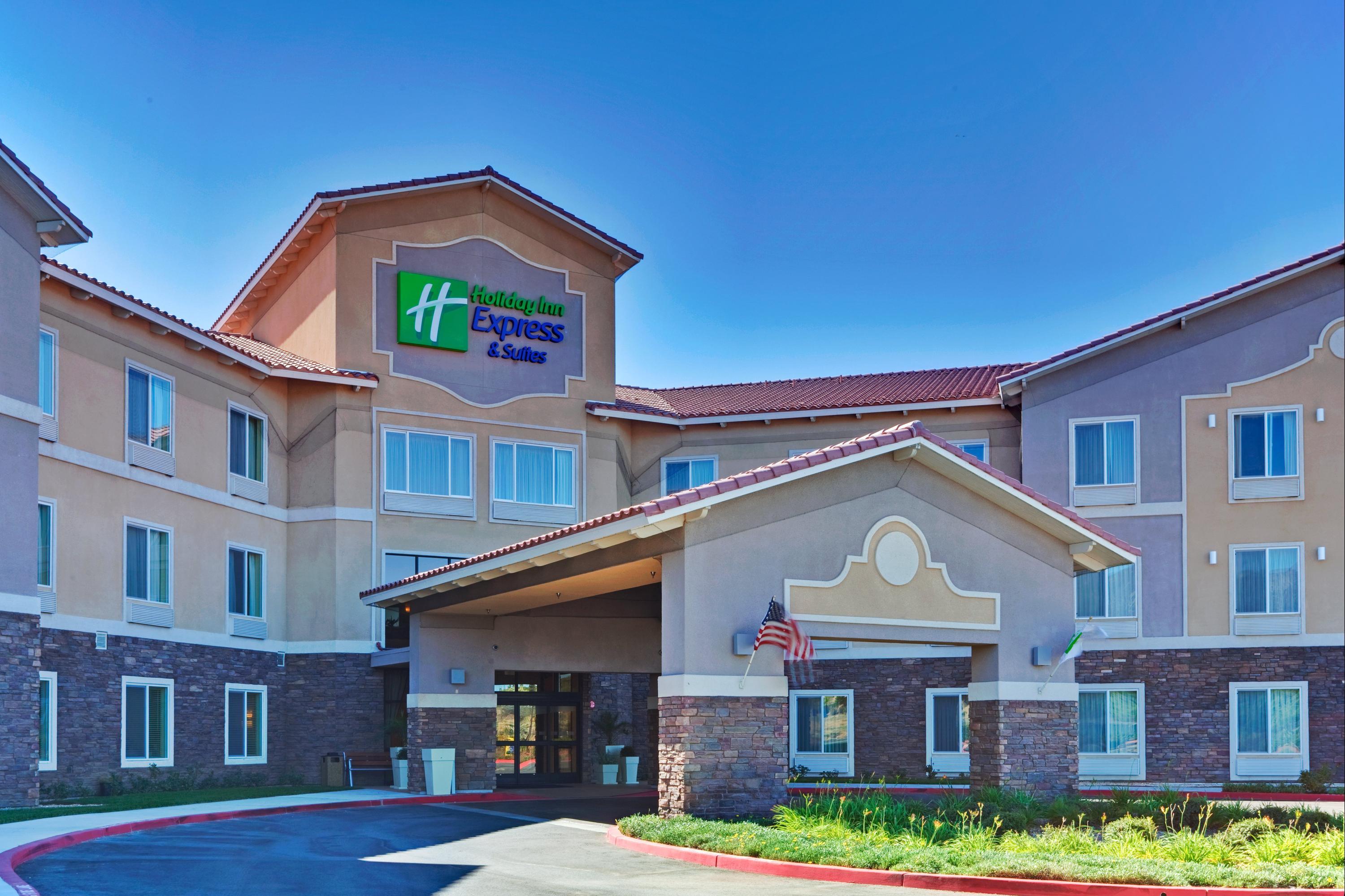 Holiday Inn Express Suites Beaumont Oak Valley in Beaumont