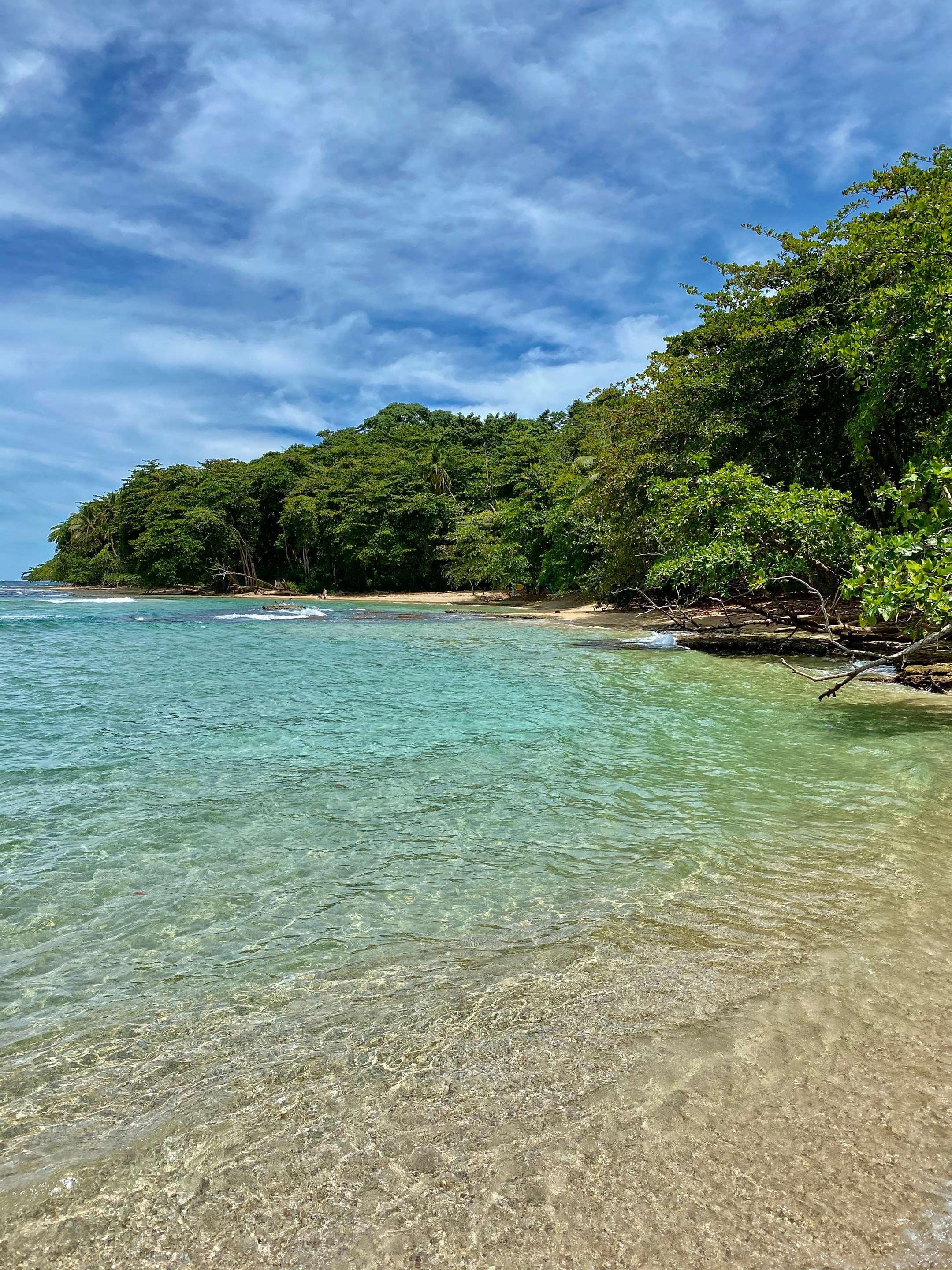 Aguas Claras, Puerto Viejo de Talamanca