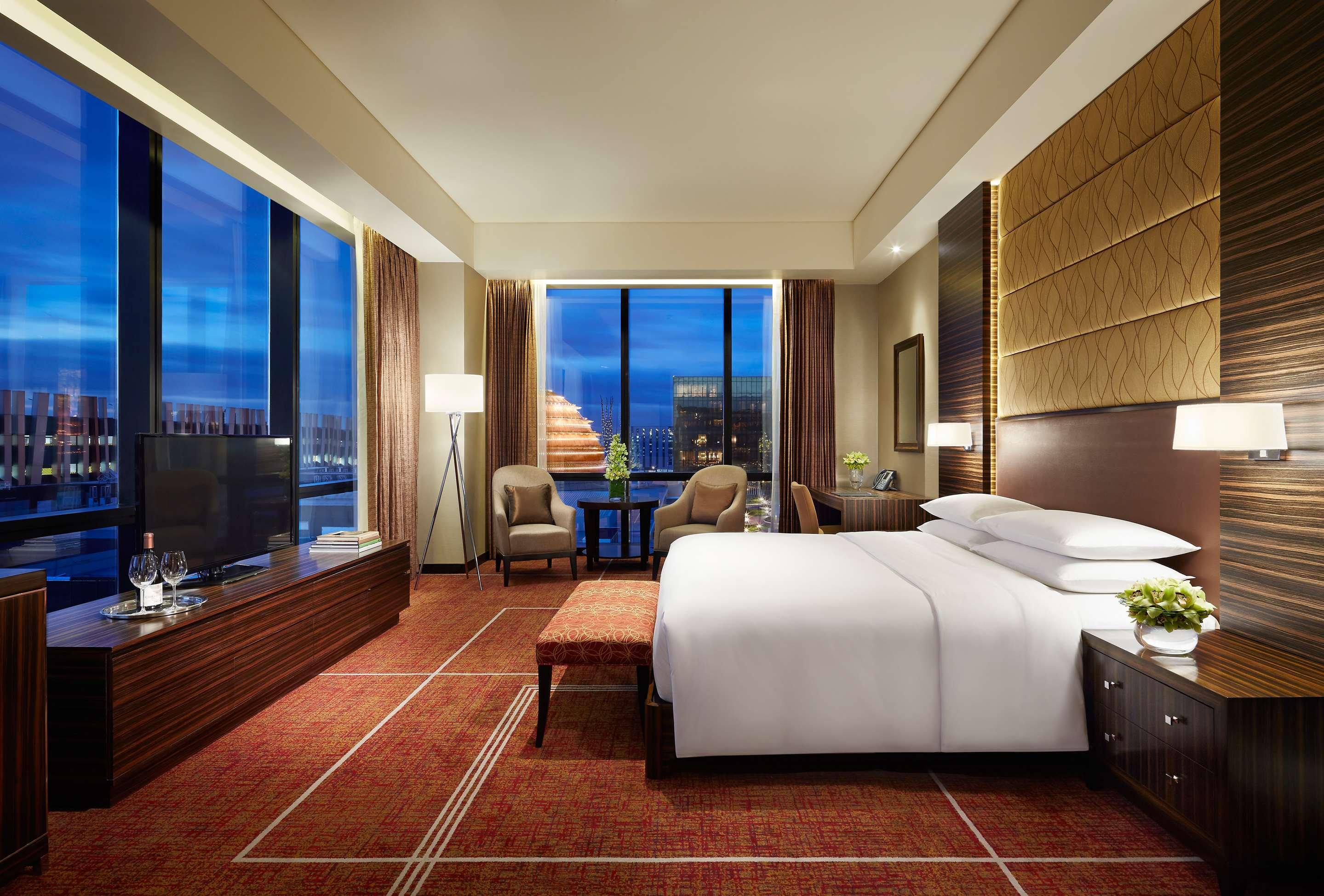 Hotel SOLAIRE RESORT AND CASINO - 5 HRS star hotel in Manila (City of Manila )