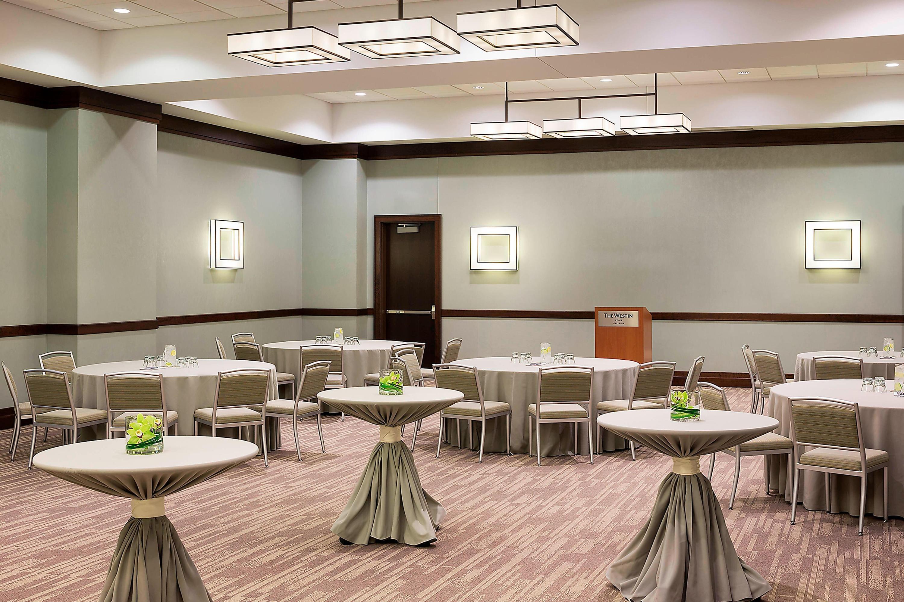 Westin Edina Galleria Wedding Venue Edian MN 55435