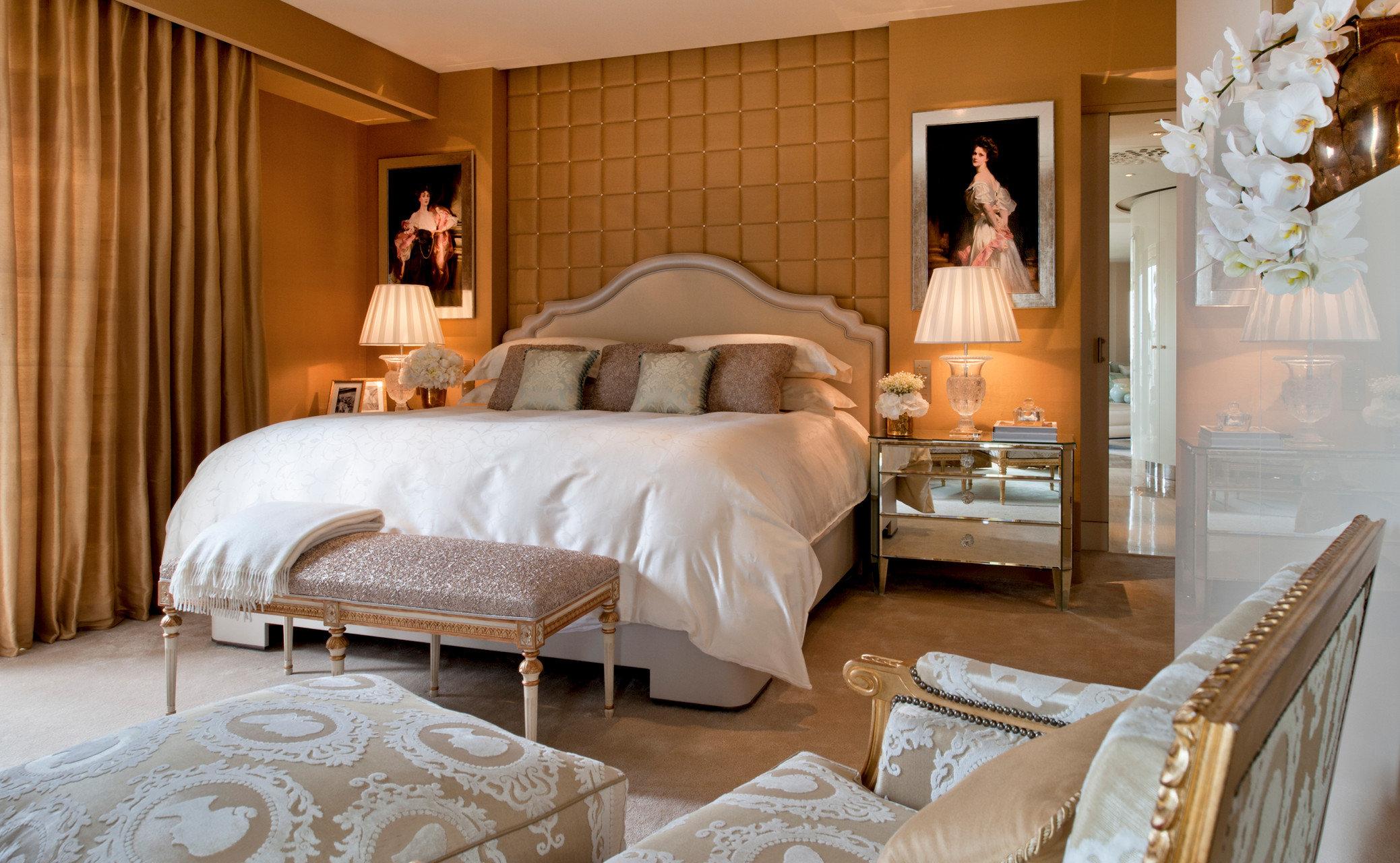 Four Seasons Hotel George V from $63. Paris Hotel Deals & Reviews