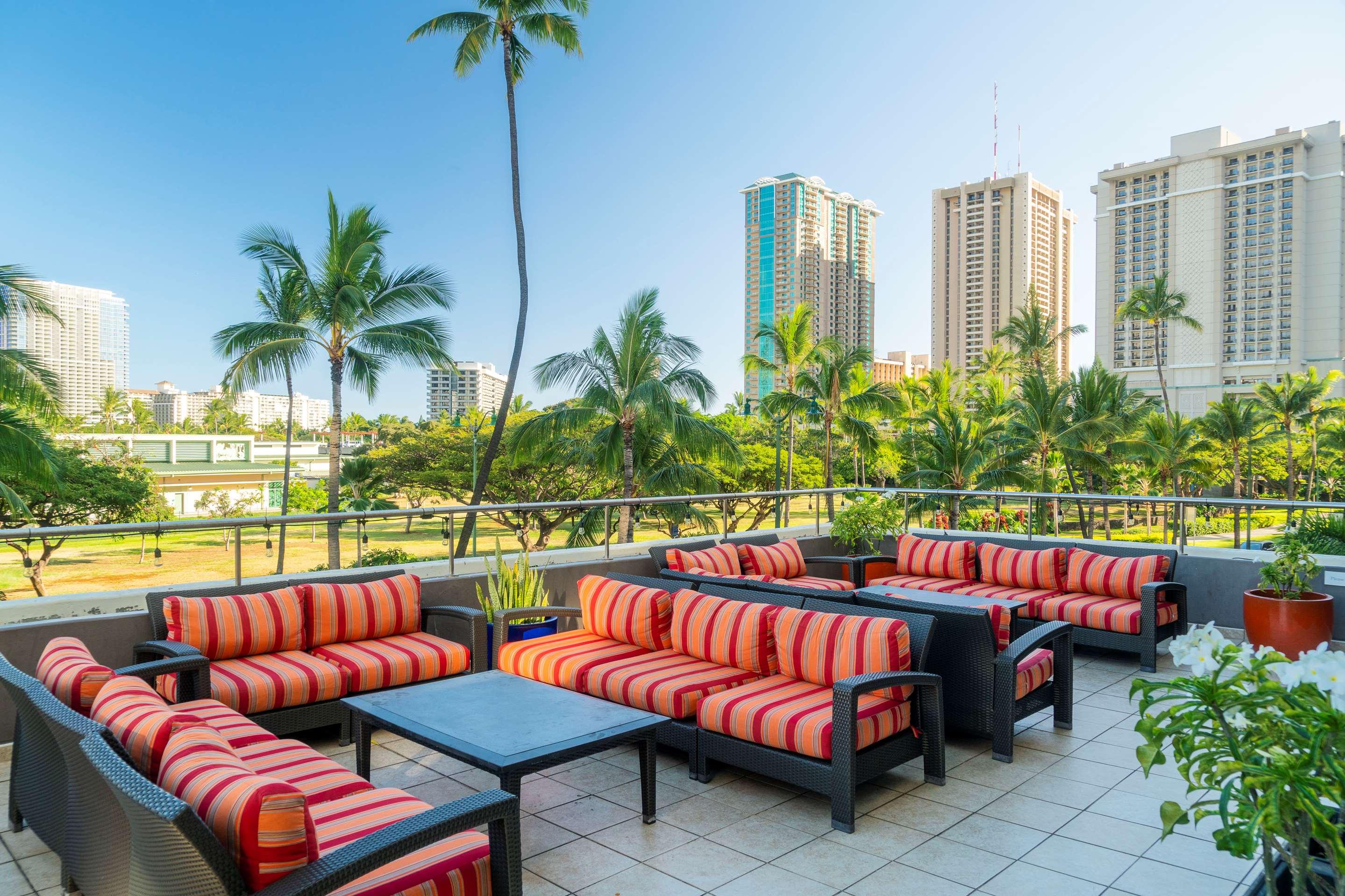 Double rainbow - Picture of Hilton Hawaiian Village Waikiki Beach Resort,  Oahu - Tripadvisor