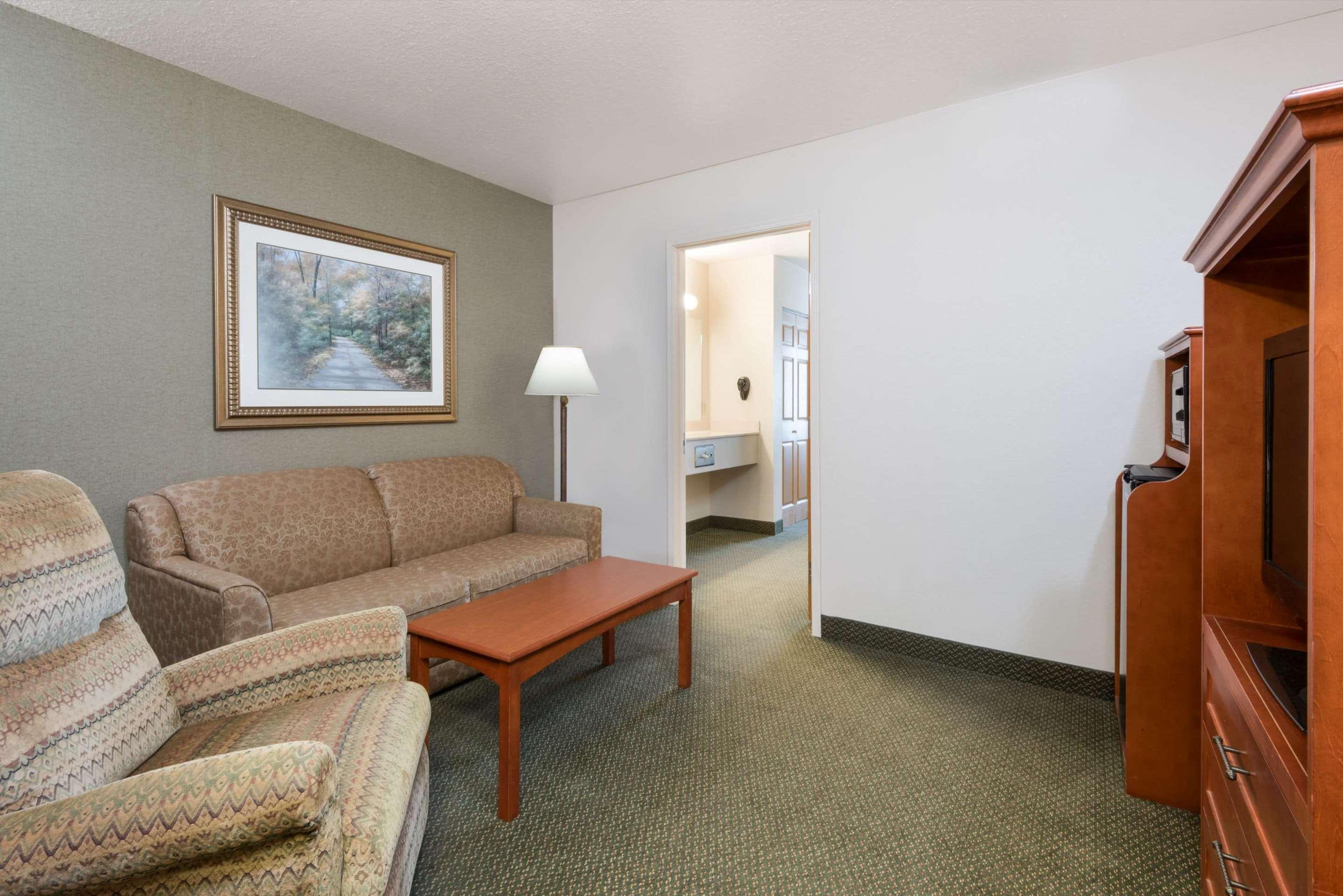 cheap hotels near bozeman mt