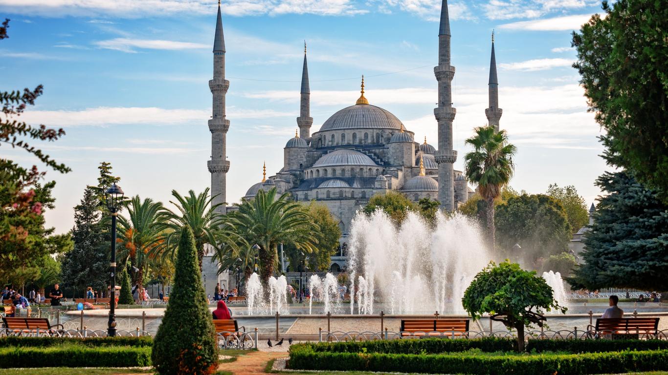 how to travel from baku to istanbul
