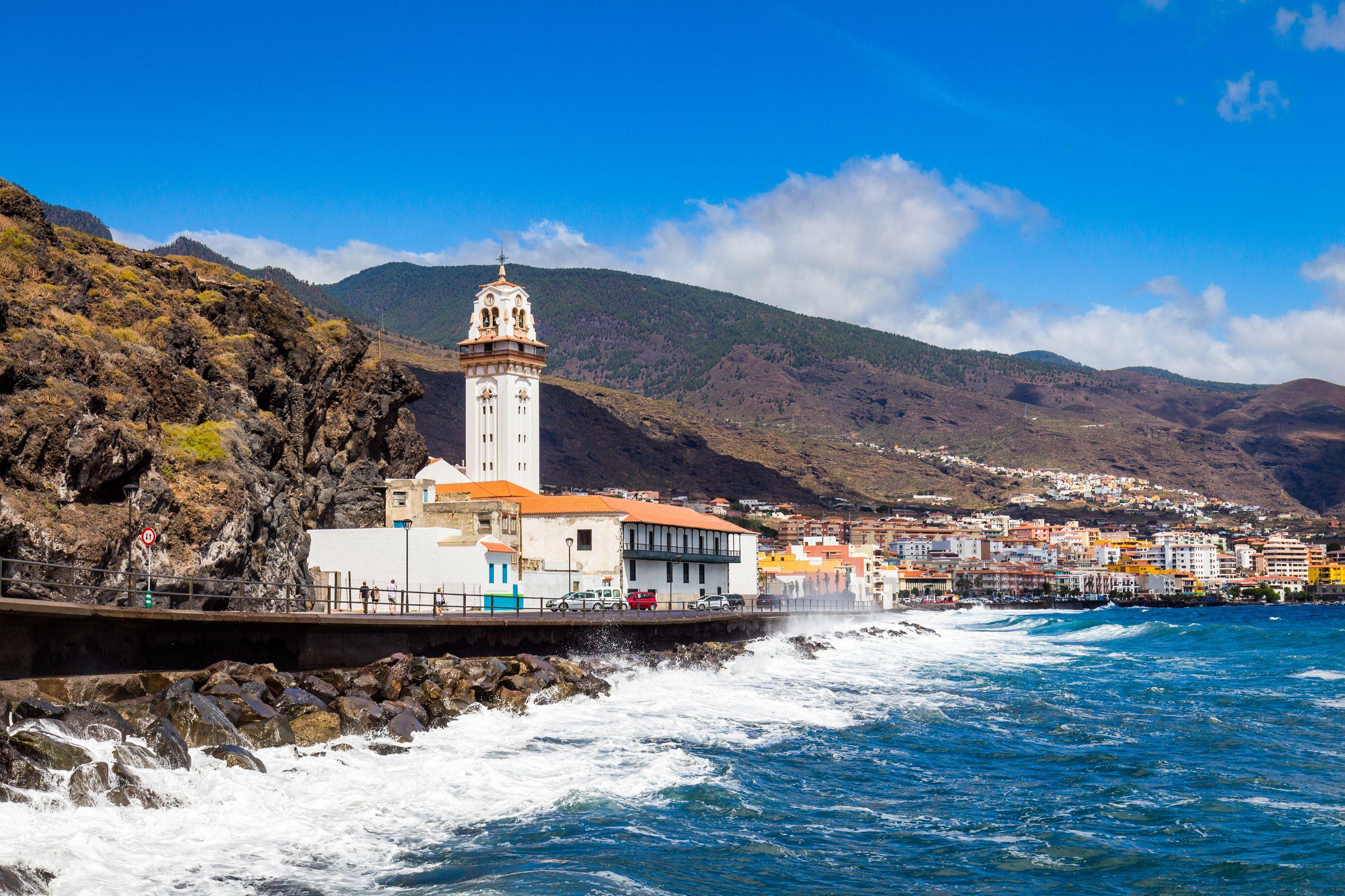 Cheap Car Rentals in Santa Cruz de Tenerife Canary Islands from