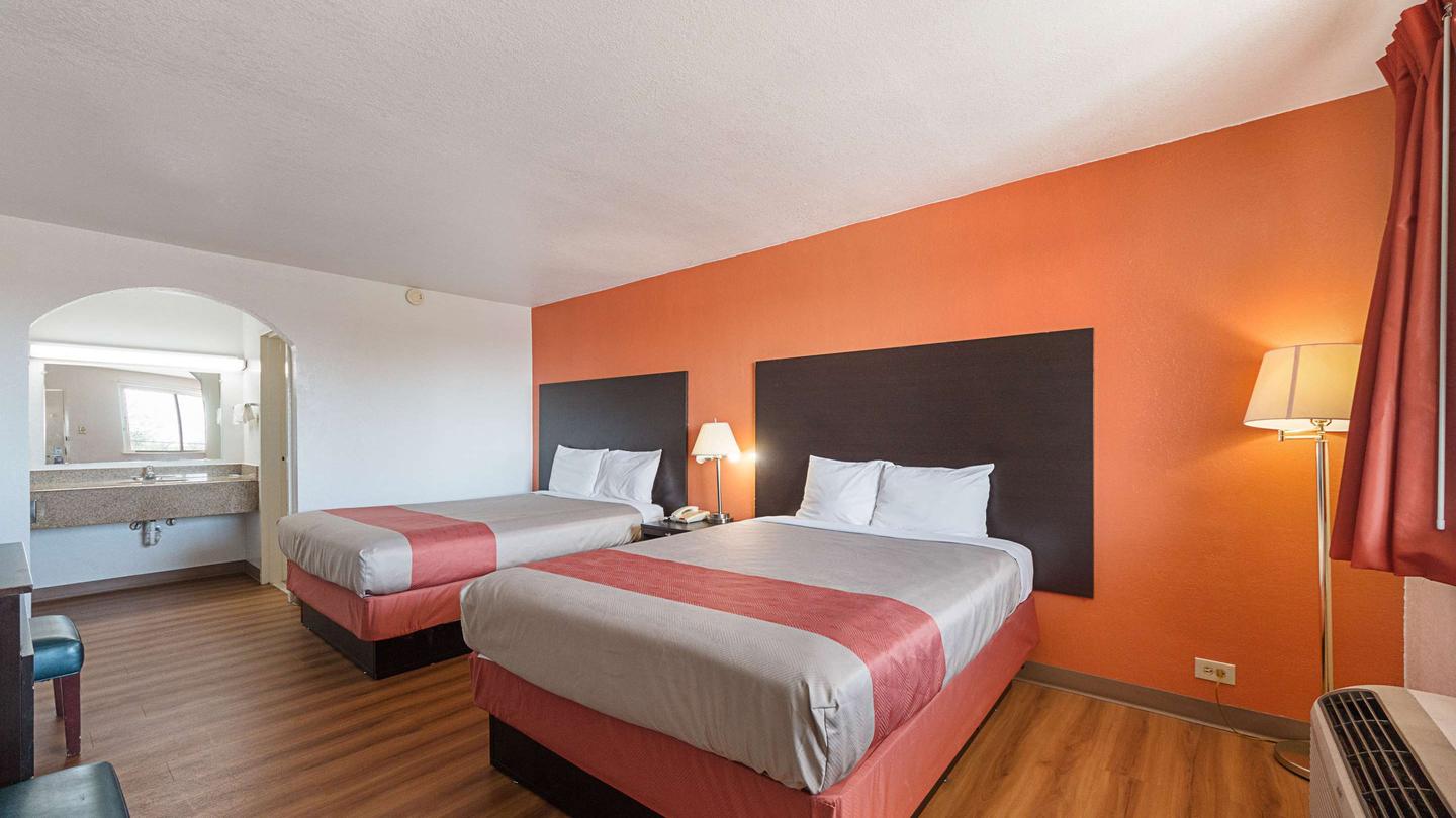 Motel 6 San Antonio I-10 West in San Antonio, United States from $58