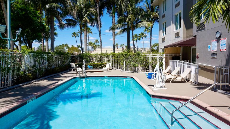 Sleep Inn & Suites Fort Lauderdale Airport in Dania Beach, the United ...