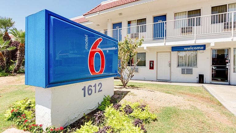 Motel 6 Scottsdale South in Tempe, United States from $61: Deals