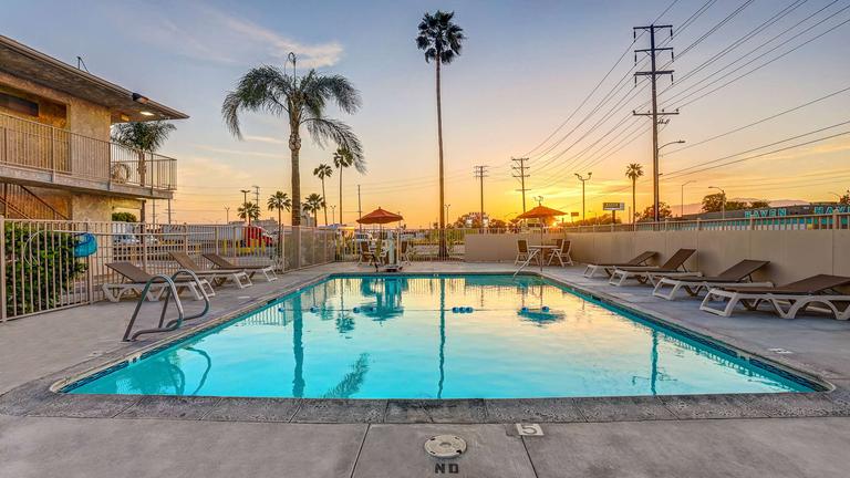 Motel 6 San Bernardino South in San Bernardino, United States from $75