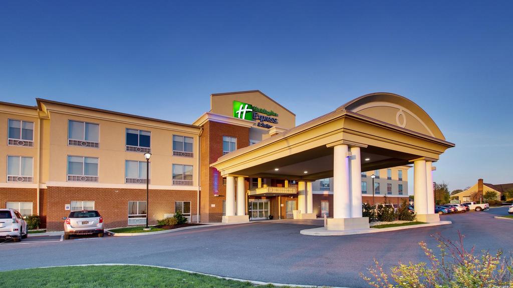 Holiday Inn Express & Suites Lancaster East - Strasburg, An Ihg Hotel 