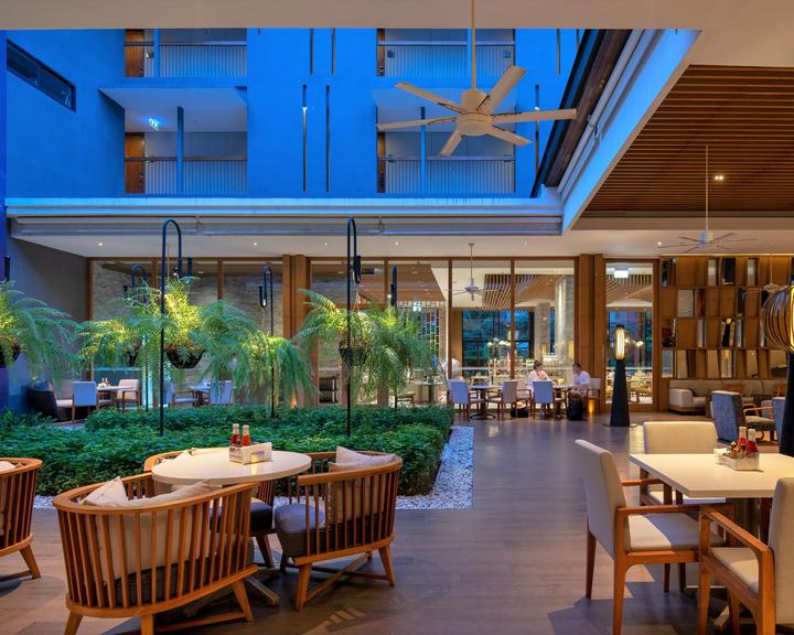 Holiday Inn Express Phuket Patong Beach Central, An IHG Hotel (Sha Plus+) in  Patong, Thailand from $31: Deals, Reviews, Photos | momondo