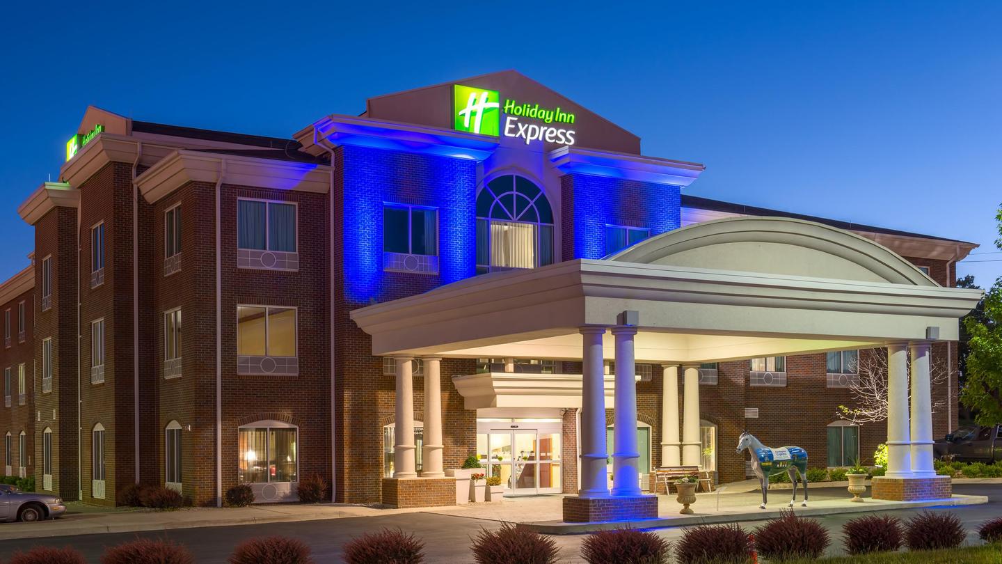 Holiday Inn Express & Suites Lexington Dtwn Area-Keenland, An IHG Hotel ...