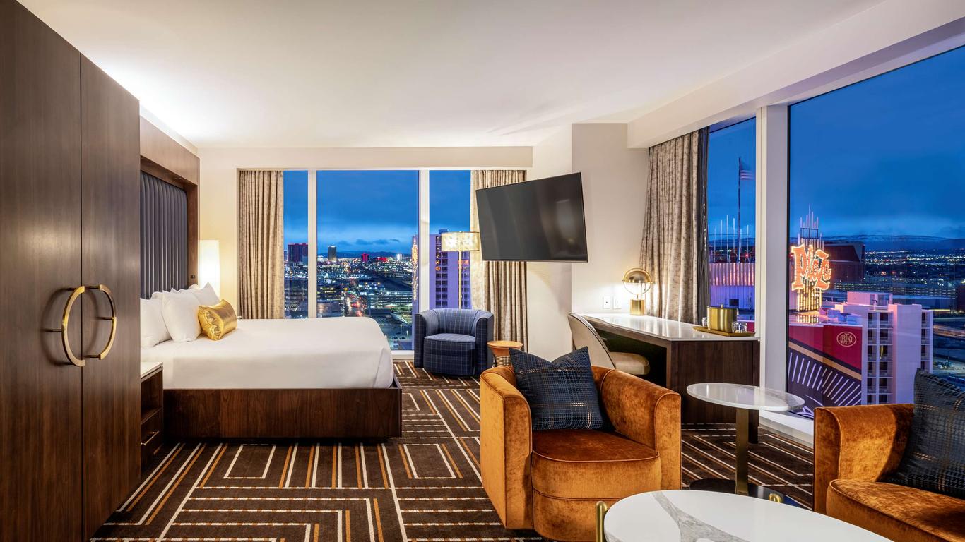 Paris Las Vegas Resort & Casino, Las Vegas: CA $55 Room Prices & Reviews