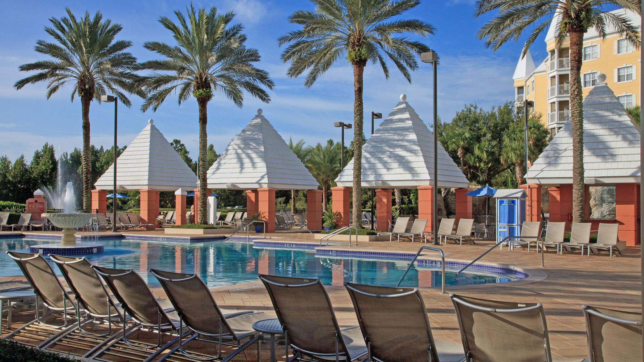 Hilton Grand Vacations Club Seaworld Orlando In Orlando The United States From 81 Deals